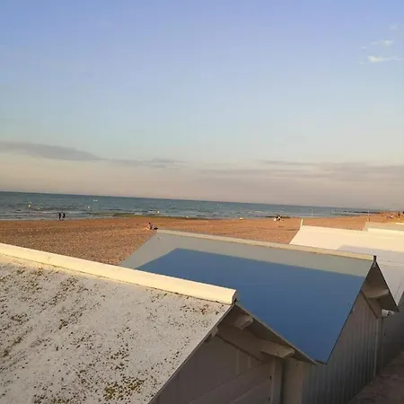 Parenthese Normande A 2 Pas De La كورسول-سور-مار