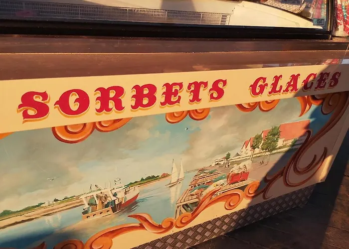 Parenthese Normande A 2 Pas De La *